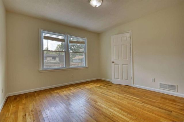 1341 Kenyon Road, Morrow, GA 30260