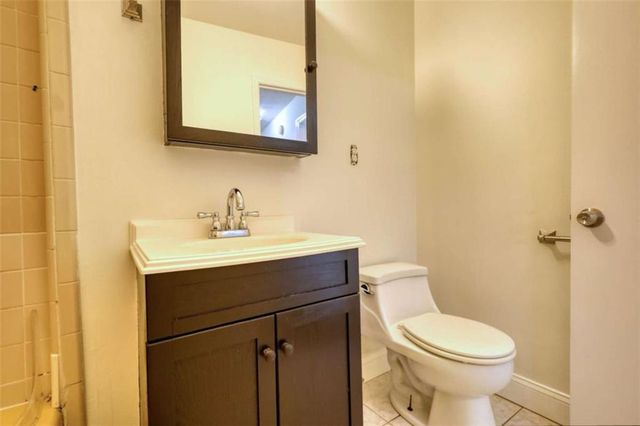 1341 Kenyon Road, Morrow, GA 30260