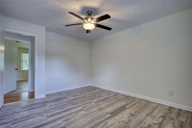 1341 Kenyon Road, Morrow, GA 30260