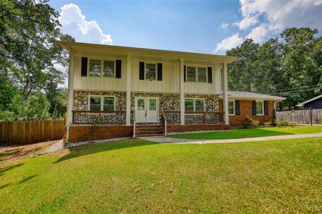 1341 Kenyon Road, Morrow, GA 30260