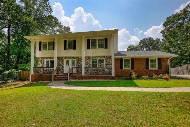 1341 Kenyon Road, Morrow, GA 30260