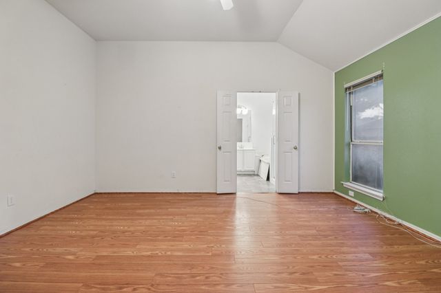 600 N Chattey Road, Desoto, TX 75115