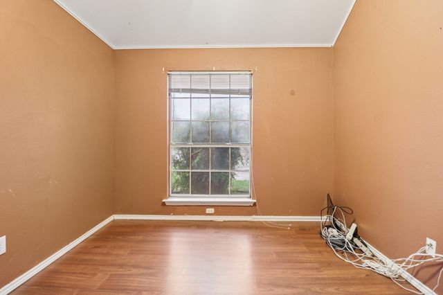 600 N Chattey Road, Desoto, TX 75115