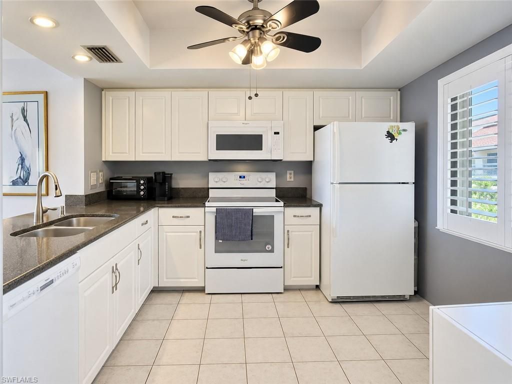 11220 Caravel CIR 308, FORT MYERS, FL 33908 — photo 4