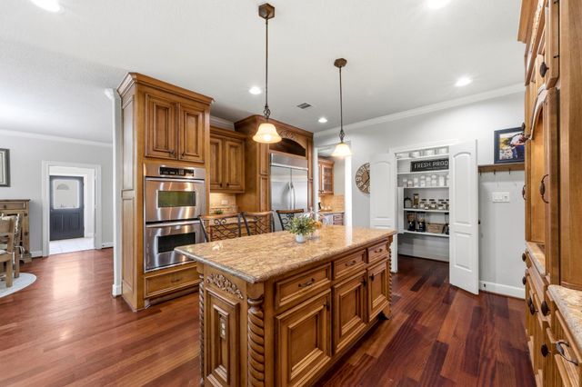 4903 Westerdale Drive, Fulshear, TX 77441