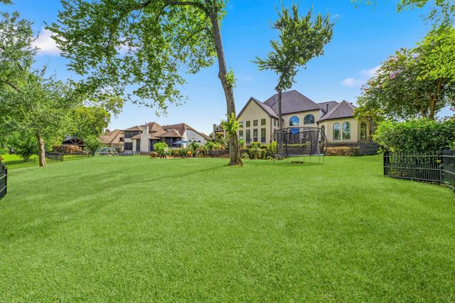 4903 Westerdale Drive, Fulshear, TX 77441
