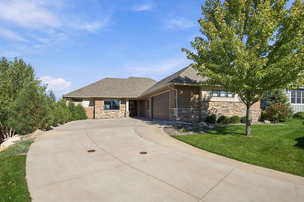 25 Phoebe Lane, North Oaks, MN 55127 — exterior