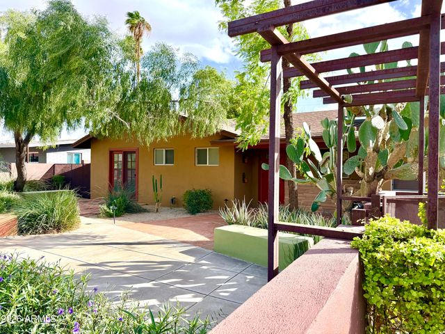 507 E SOLANA Drive, Tempe, AZ 85281