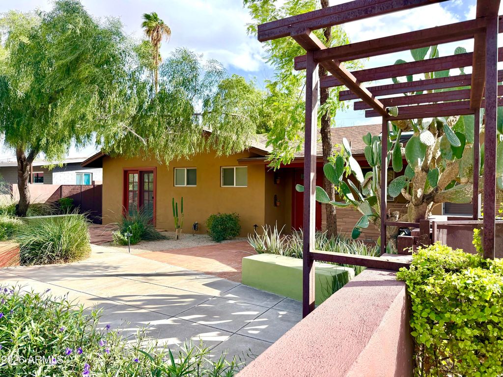 507 E SOLANA Drive, Tempe, AZ 85281 — photo 2
