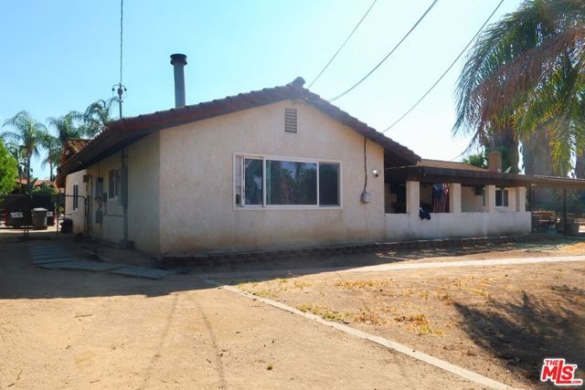 16065 Porter Avenue, Riverside, CA 92504