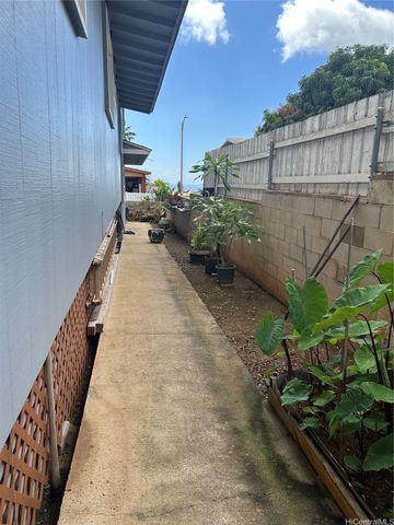 92-308 Nohona Place, Kapolei, HI 96707