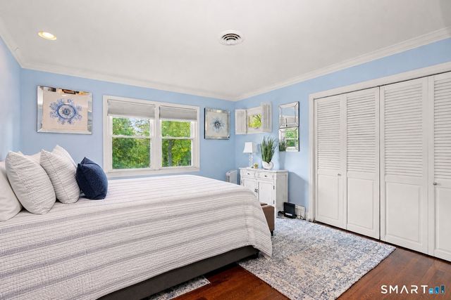 118 Davenport Ridge Lane, Stamford, CT 06903