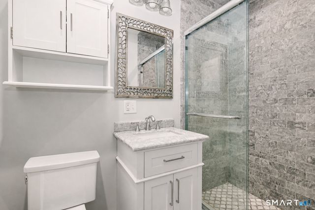 118 Davenport Ridge Lane, Stamford, CT 06903