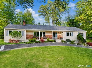 118 Davenport Ridge Lane, Stamford, CT 06903