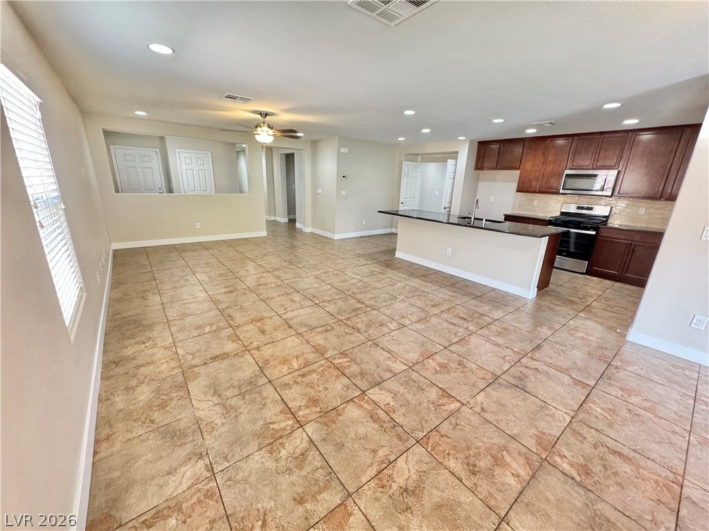 4320 Hatch Bend Avenue, North Las Vegas, NV 89031 — photo 4