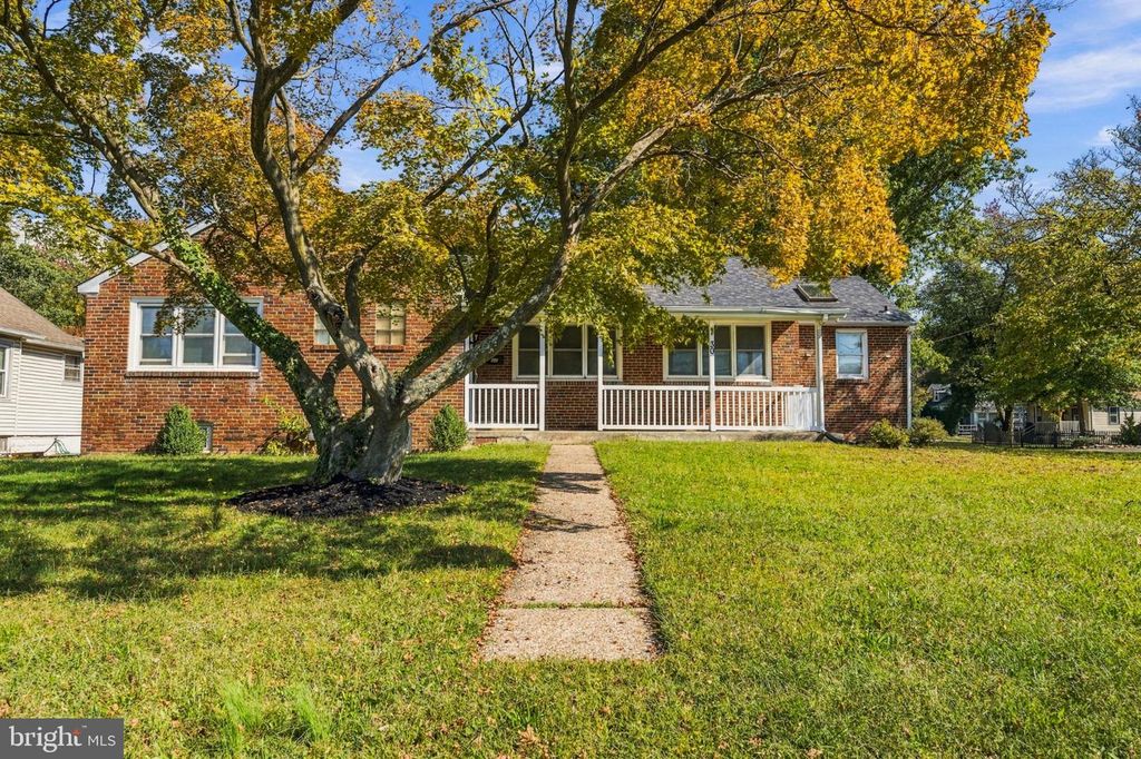 30 S BROWNING AVE, SOMERDALE, NJ 08083 — exterior
