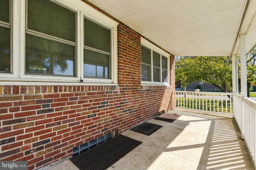 30 S BROWNING AVE, SOMERDALE, NJ 08083 — photo 2