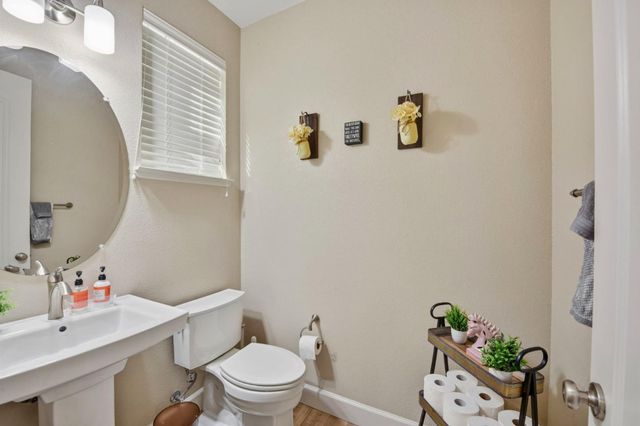 56 Regency Place, Hayward, CA 94544