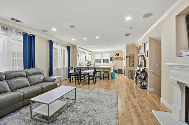 56 Regency Place, Hayward, CA 94544