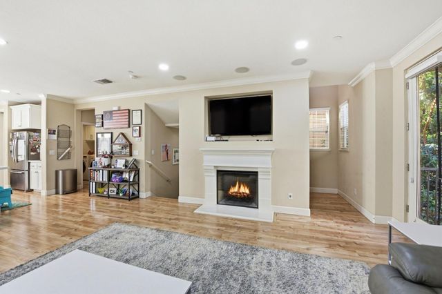 56 Regency Place, Hayward, CA 94544