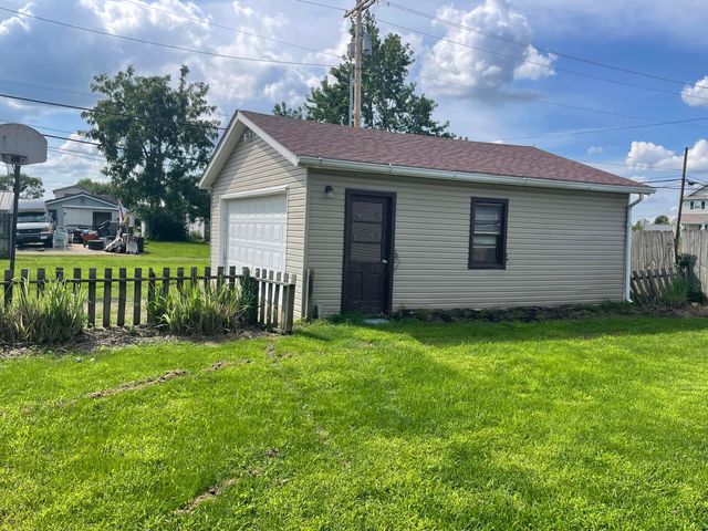 455 Long Street, Ashville, OH 43103