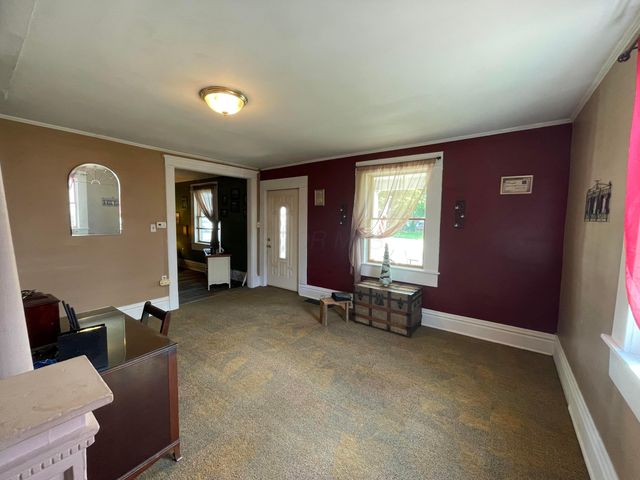 455 Long Street, Ashville, OH 43103