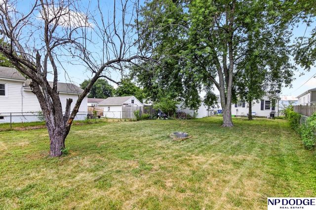 1236 E Cuming Street, Fremont, NE 68025