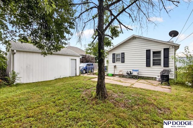 1236 E Cuming Street, Fremont, NE 68025