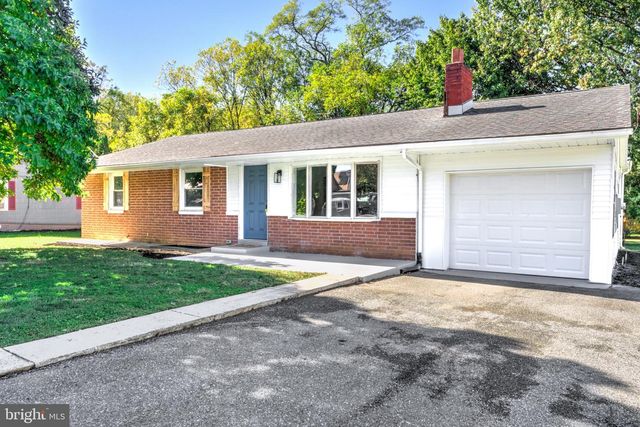 529 HOGESTOWN ROAD, Mechanicsburg, PA 17050