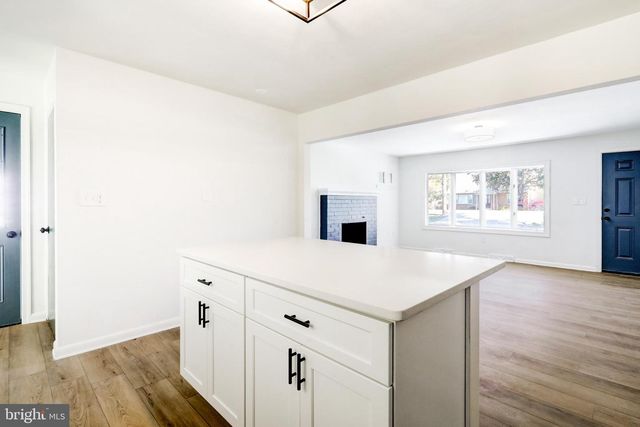529 HOGESTOWN ROAD, Mechanicsburg, PA 17050