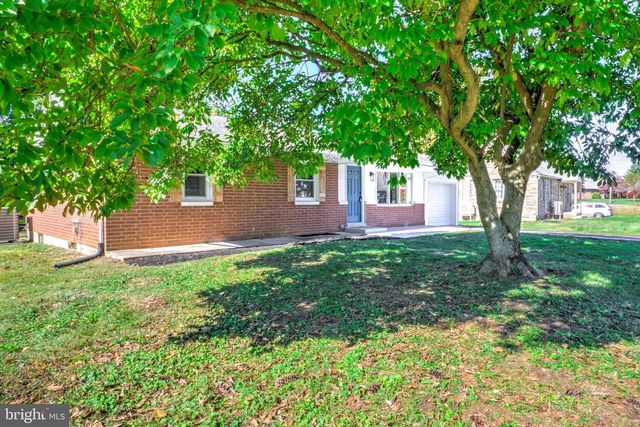 529 HOGESTOWN ROAD, Mechanicsburg, PA 17050