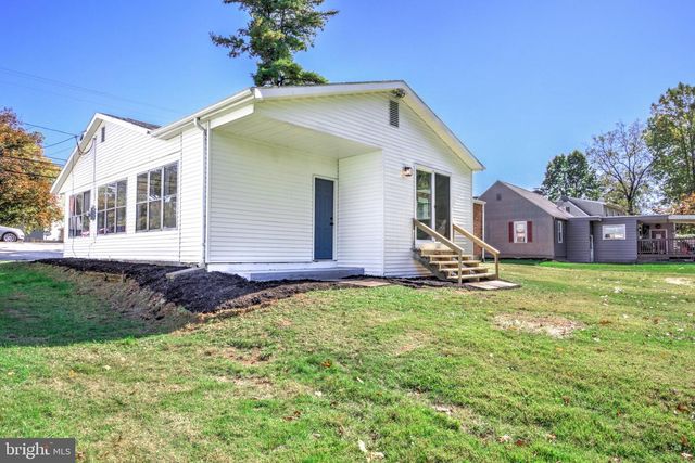 529 HOGESTOWN ROAD, Mechanicsburg, PA 17050