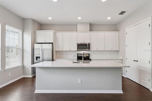 101 BOARDWALK AVENUE, Oviedo, FL 32765