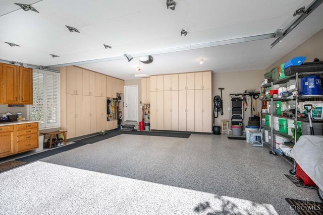 14 Hetherington Court, Glendale, OH 45246
