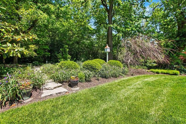 14 Hetherington Court, Glendale, OH 45246