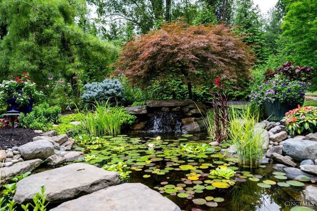 14 Hetherington Court, Glendale, OH 45246