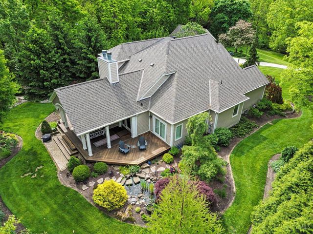 14 Hetherington Court, Glendale, OH 45246