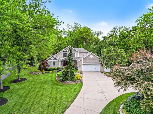 14 Hetherington Court, Glendale, OH 45246