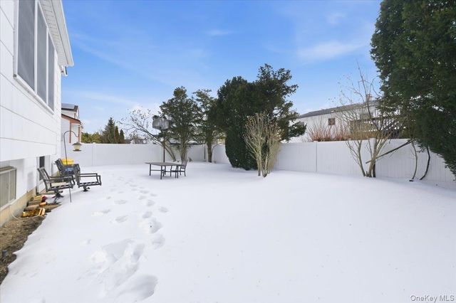 974 Mildred Drive, Baldwin, NY 11510