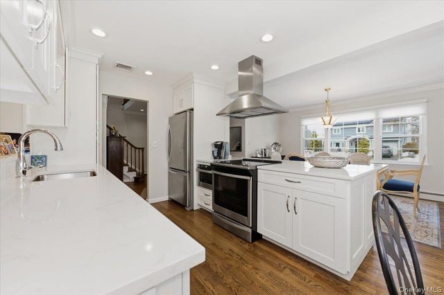 974 Mildred Drive, Baldwin, NY 11510