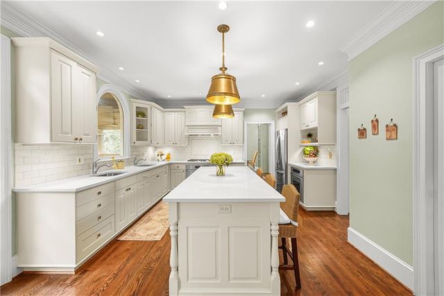 406 Spring House Cove NE, Atlanta, GA 30307