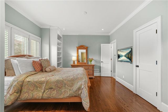 406 Spring House Cove NE, Atlanta, GA 30307