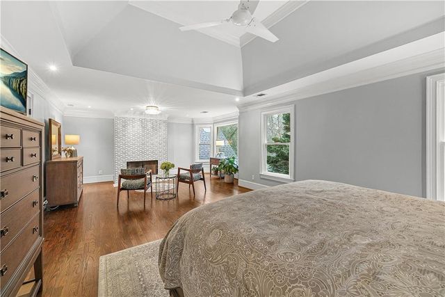 406 Spring House Cove NE, Atlanta, GA 30307