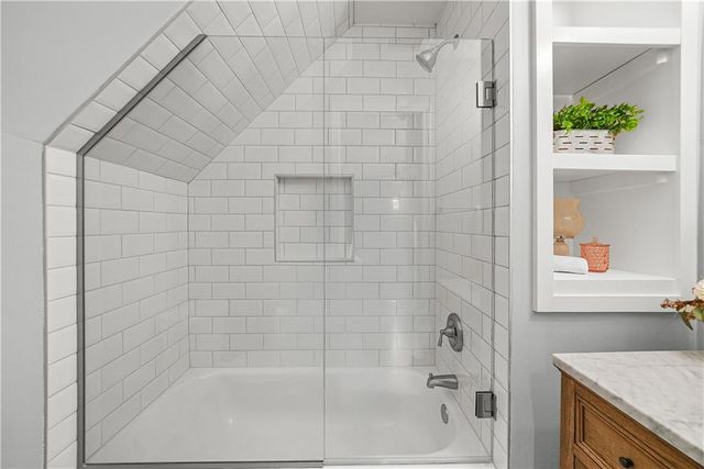 406 Spring House Cove NE, Atlanta, GA 30307