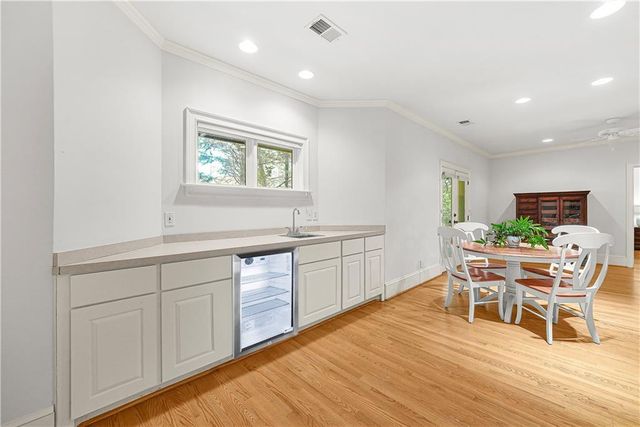 406 Spring House Cove NE, Atlanta, GA 30307