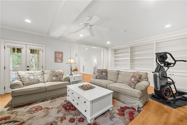 406 Spring House Cove NE, Atlanta, GA 30307