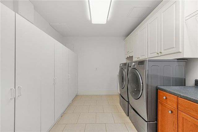 406 Spring House Cove NE, Atlanta, GA 30307