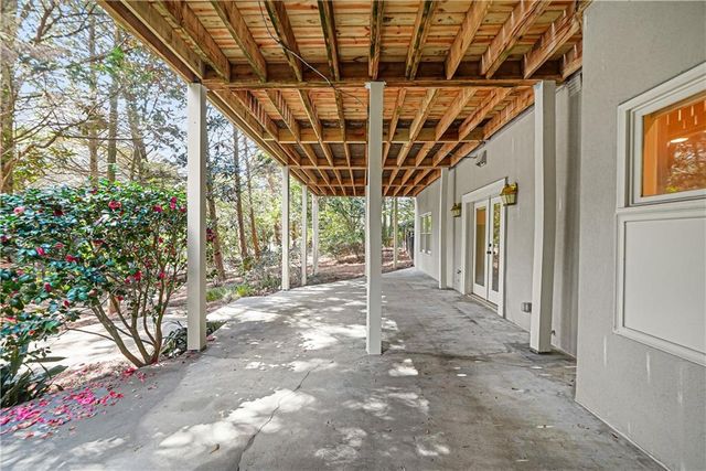 406 Spring House Cove NE, Atlanta, GA 30307