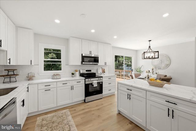 9309 CROSS BOW RD, Fort Washington, MD 20744