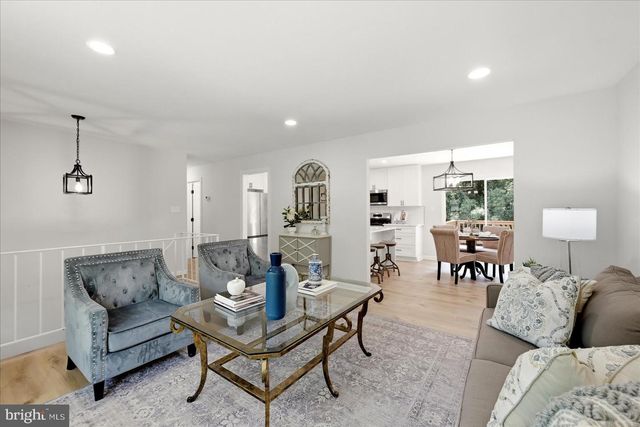 9309 CROSS BOW RD, Fort Washington, MD 20744